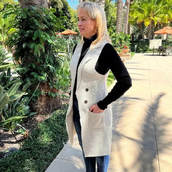 Long Sweater Vest Heather Oatmeal/Beige Open Front With Pockets Sleeveless Soft - Picture 4 of 9